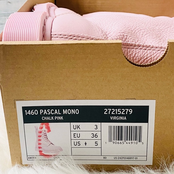 Dr. Martens 1460 Pascal | Chalk Pink - Picture 7 of 13